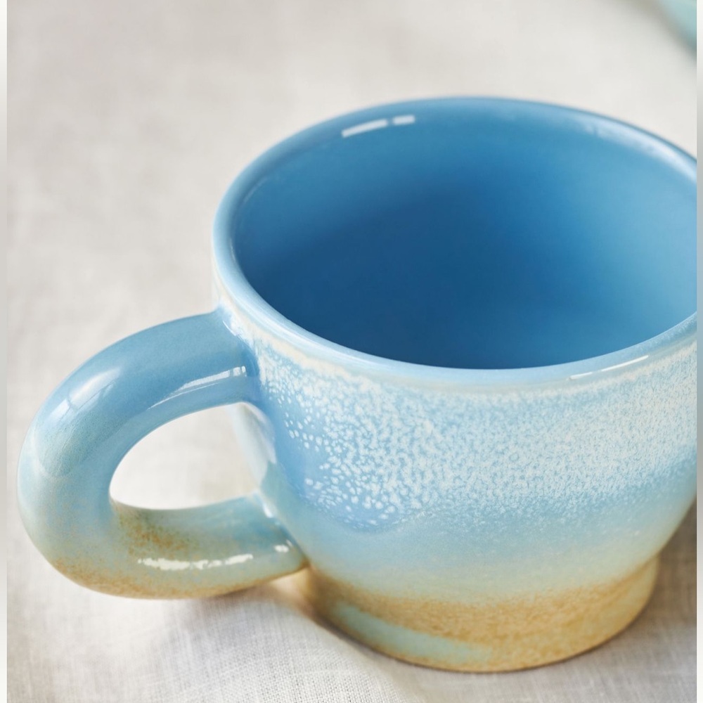 Anthropologie NWT Gorgeous OMBRE Glazed Mug Morning Coffee in Blue Motif